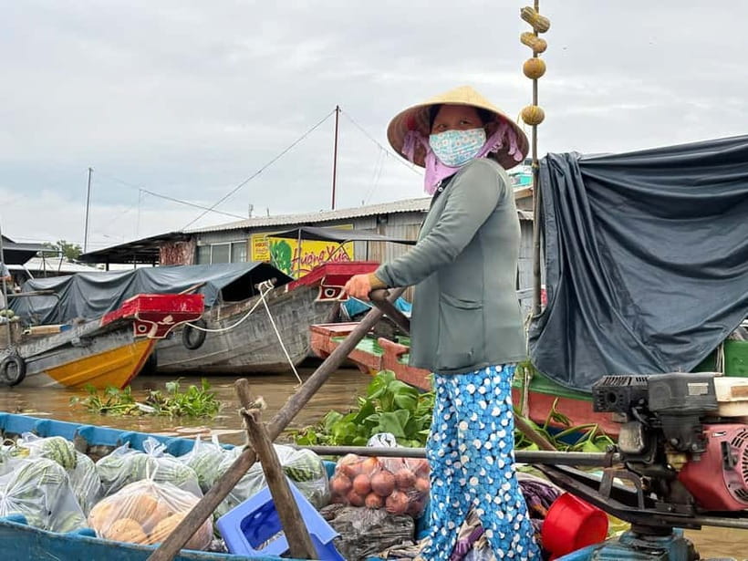 Can Tho: Floating Market, Cacao & Canals with French Guide - Cai Rang Floating Market before breakfast crowds fade