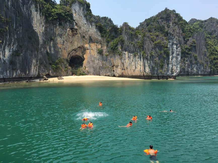 Cat Ba/Ha Noi: Lan Ha and Monkey Island Full Day Boat Trip - Monkey Island and the optional climb