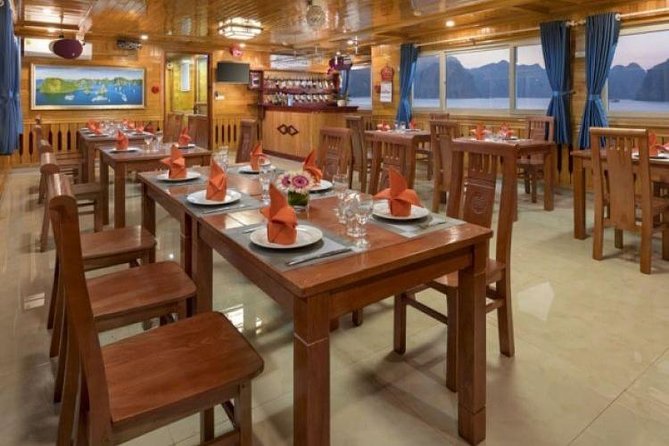 Catherine Cruise 2 Days/1 Night with 6 Star Cruise - Food, drinks, and the real price