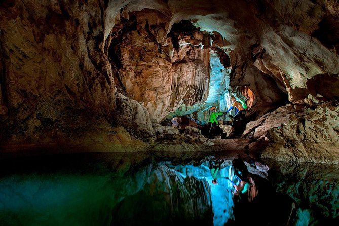 Cha Loi Cave 1 day like Tazan in the Jungle - Hang Nuoc and the A72 information station