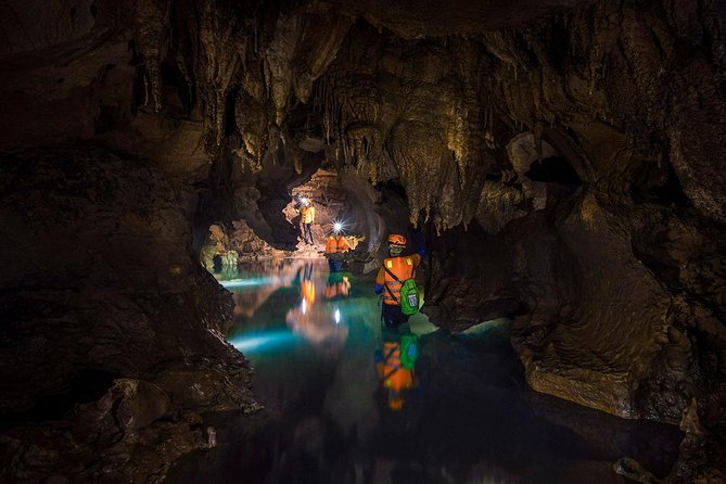 Cha Loi Cave 1 day like Tazan in the Jungle - The 4:00 p.m. walk back and 5:30 p.m. finish