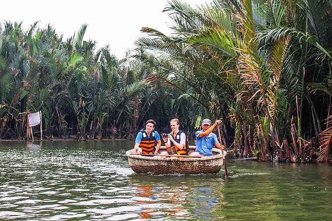Cooking Class Hoi An:Local Market, Basket Boat, Fishing & Cooking - Eating what you prepare