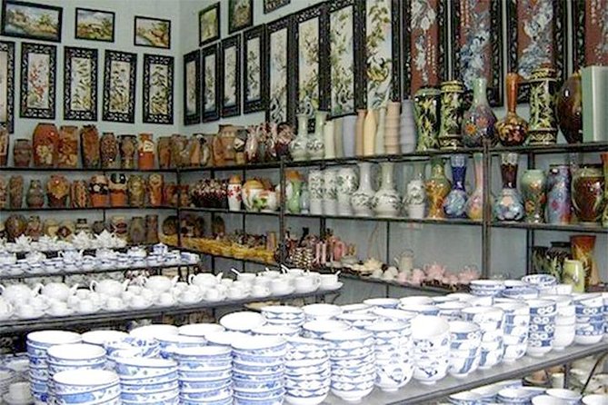 Craft Village Tour (Quang Phu Cau, Bat Trang, Chuong Conical,...) - What the private format adds