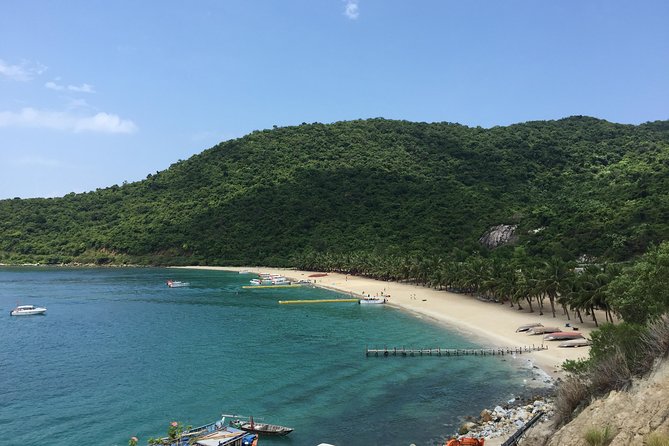Cu Lao Cham Island Tour from Da Nang/ Hoi An - Vietnamese lunch at Ong Beach