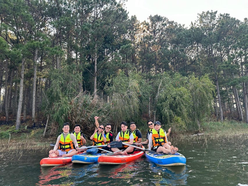 Da Lat: Tuyen Lam Lake Kayak or SUP Tour - What the guides add to the outing