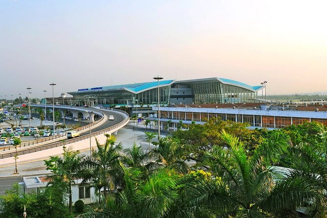 Da Nang Airport Arrival Private transfer to Hoi An - Communication and driver service