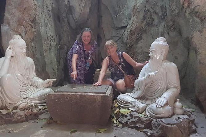 Da Nang and Hoi An city Private Tour ( 10 Hours) - Crossing into Hoi An’s old streets
