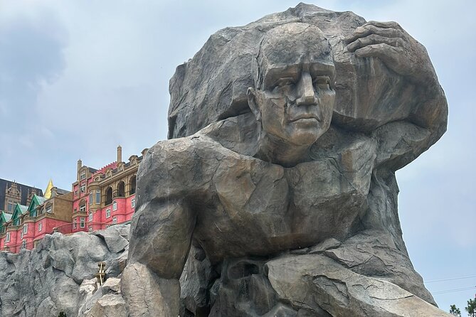 DA NANG Ba Na Hills, Golden Bridge & Cable Cars PRIVATE TOUR - What the $110 price really covers