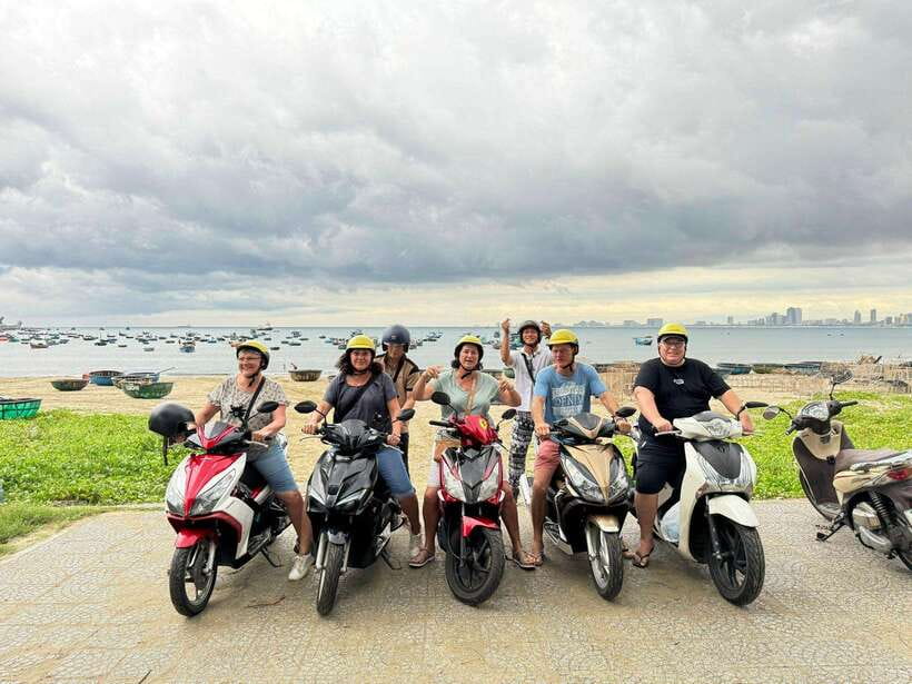 Da Nang City Street Food Private Tour With Local Students - Starting at a market and local food stops
