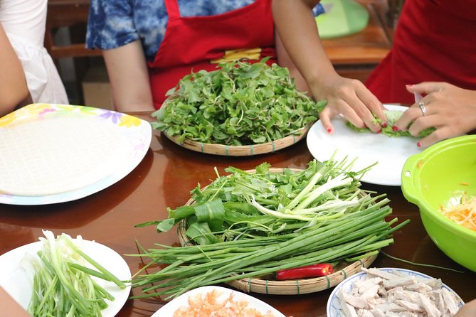 Da Nang Cooking Class with Coffee Tasting and Market Visit - Shopping for ingredients at a Da Nang market
