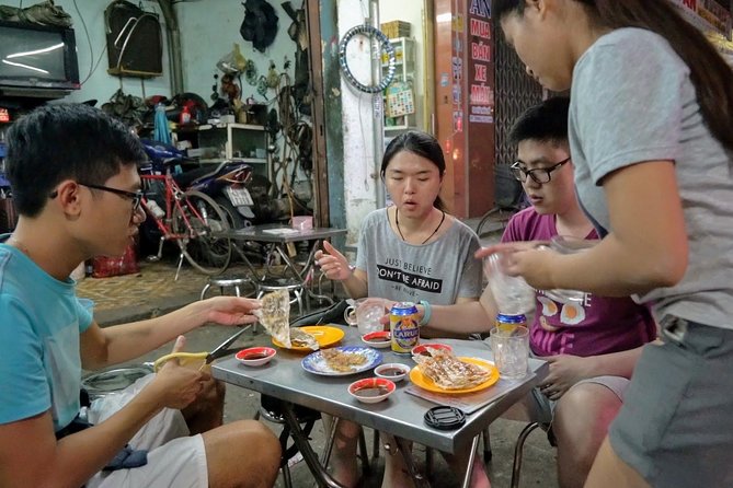 Da Nang Evening Food Tour - Noodles, banh mi, and the problem of getting full