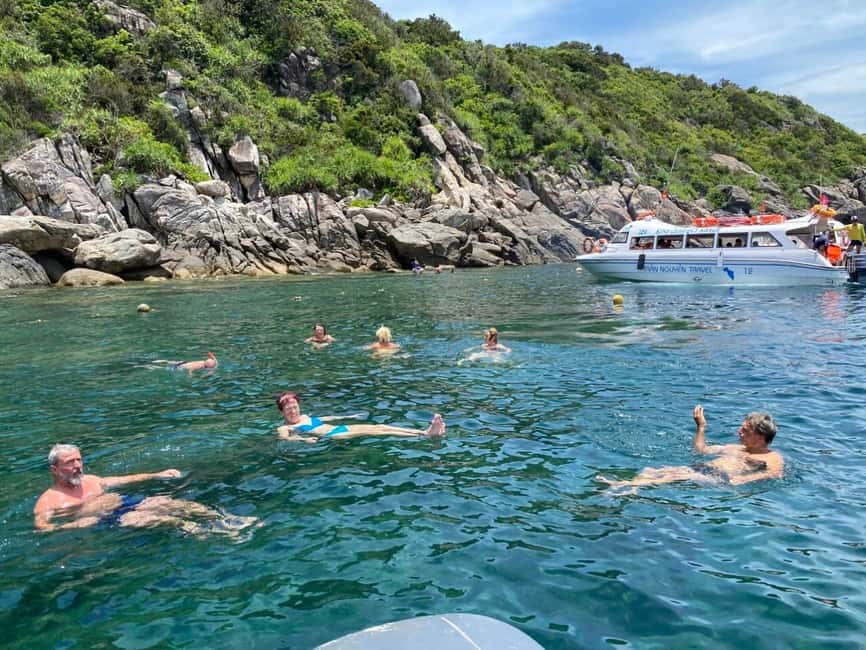 Da Nang/Hoi An: Cham Island Speedboat Tour with Snorkeling - The 45-minute reef stop