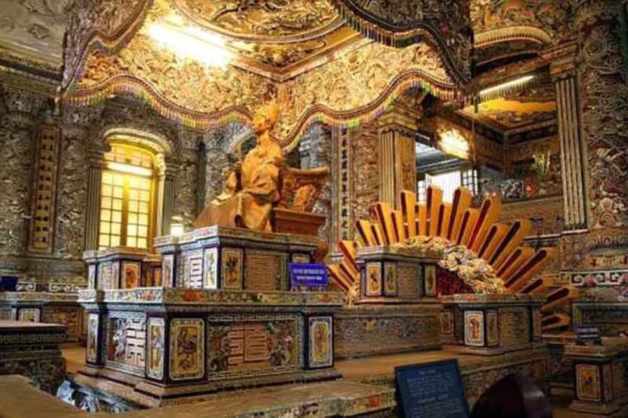 Da Nang: Imperial City of Hue Day Trip with Lunch and Ticket - Lunch in the middle of a busy sightseeing day