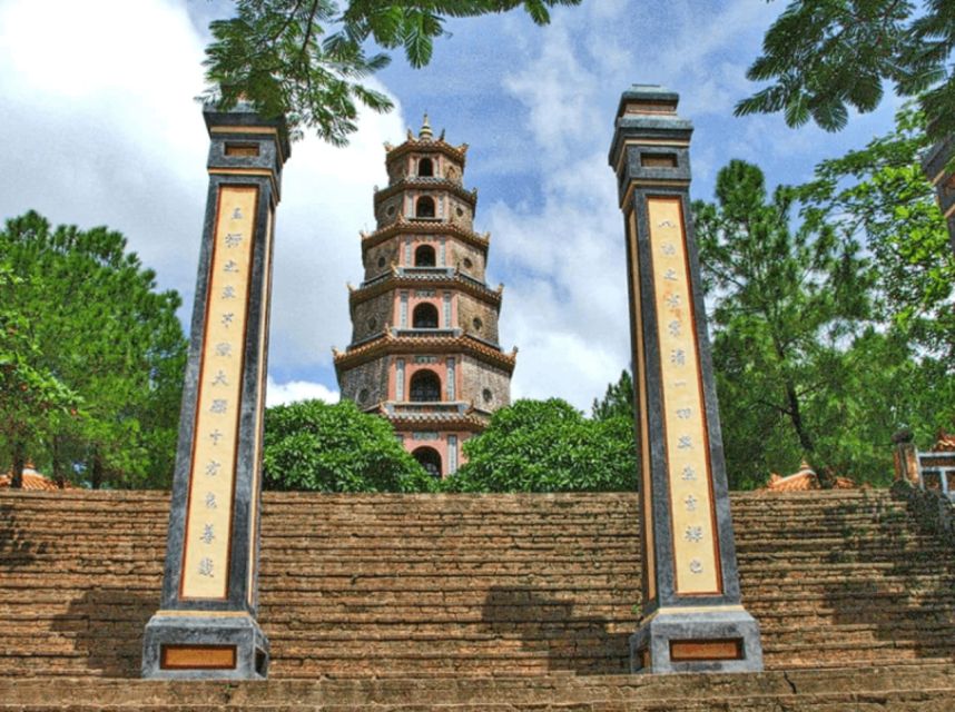 Da Nang: Imperial City of Hue Day Trip with Lunch and Ticket - Thien Mu Pagoda beside the Perfume River