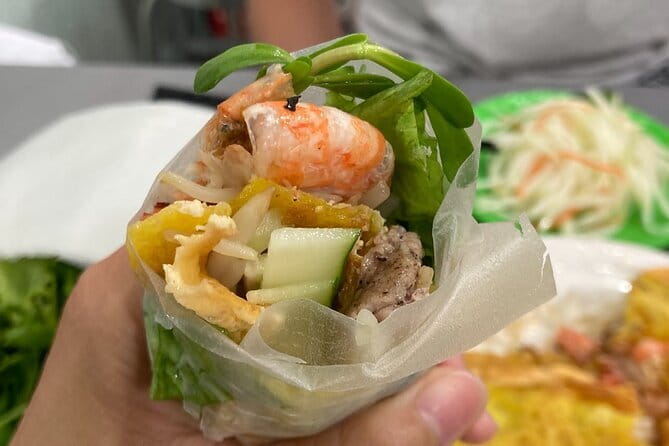 Da Nang Street Foodie Walking Tour - The walking pace and group-size question