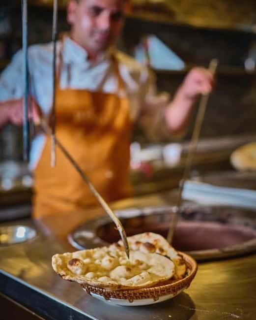 Da Nang: Tandoori Naan Bread-Making Class - The satisfying tandoor moment