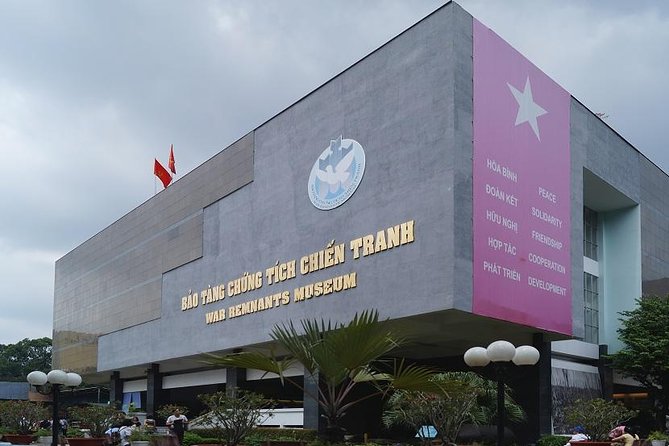 Daily Small Group Tour to Saigon City and Cu Chi Tunnels - Why this tour works for understanding Ho Chi Minh City