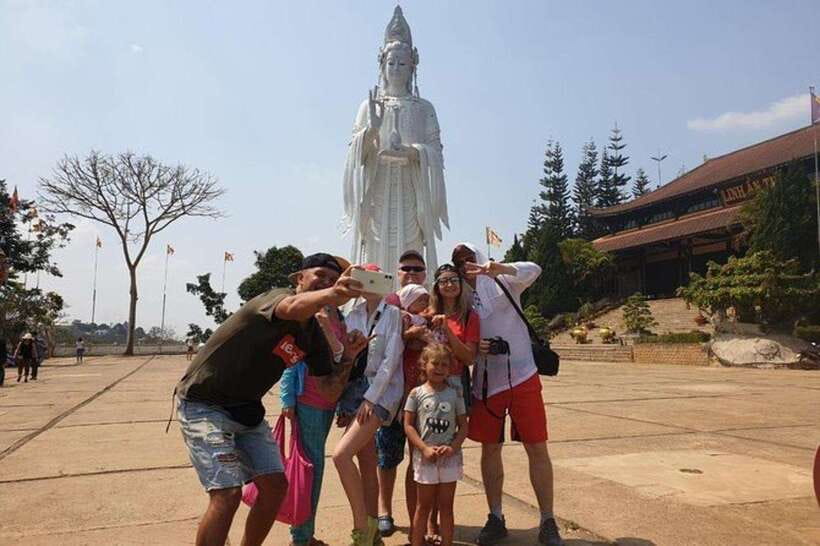 Dalat: 3 Waterfalls Day Tour — Datanla, Pongour & Elephant - Cuong Hoan Silk shows the old method