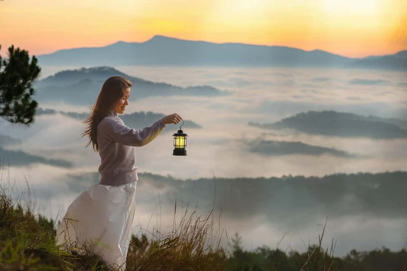 Dalat: Cloud Chasing packaged hike - Sunrise Pickup Included - The 1.5-kilometer climb