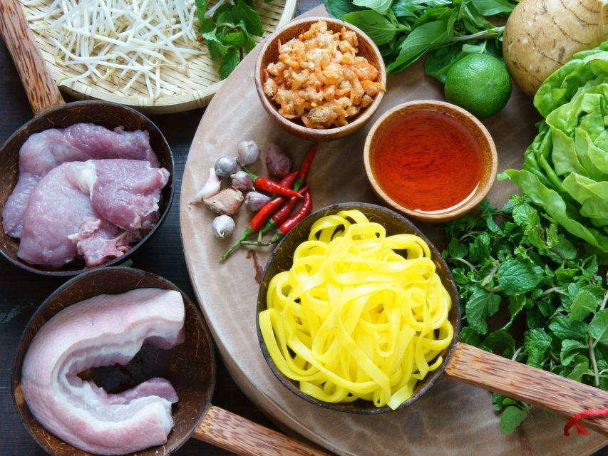Dalat: Home Cooking Class with Central Market Tour - Practical details before you book