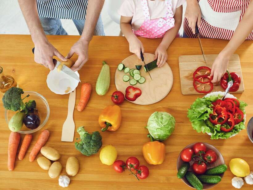 Dalat: Home Cooking Class with Central Market Tour - Cooking at a local home with Ms Son