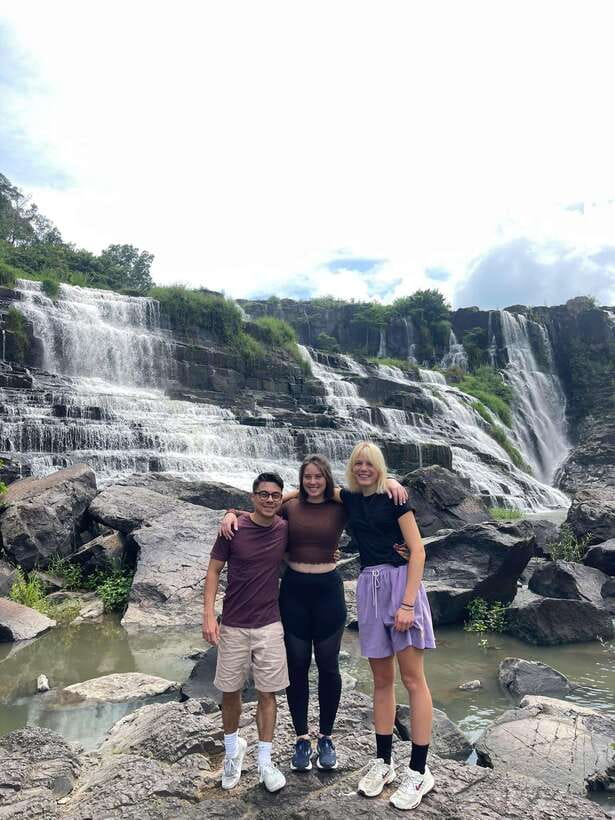 Dalat: MOTORBIKE TOUR TO PONGOUR FALLS- SILK- COFFEE FARM - Pongour Waterfall and the power of the highlands