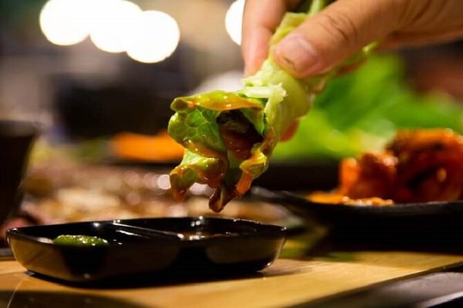 DaNang Night Foodie Tour-Sighseeing with Aodai Lady Rider Private - Rain, timing, and other practical limits