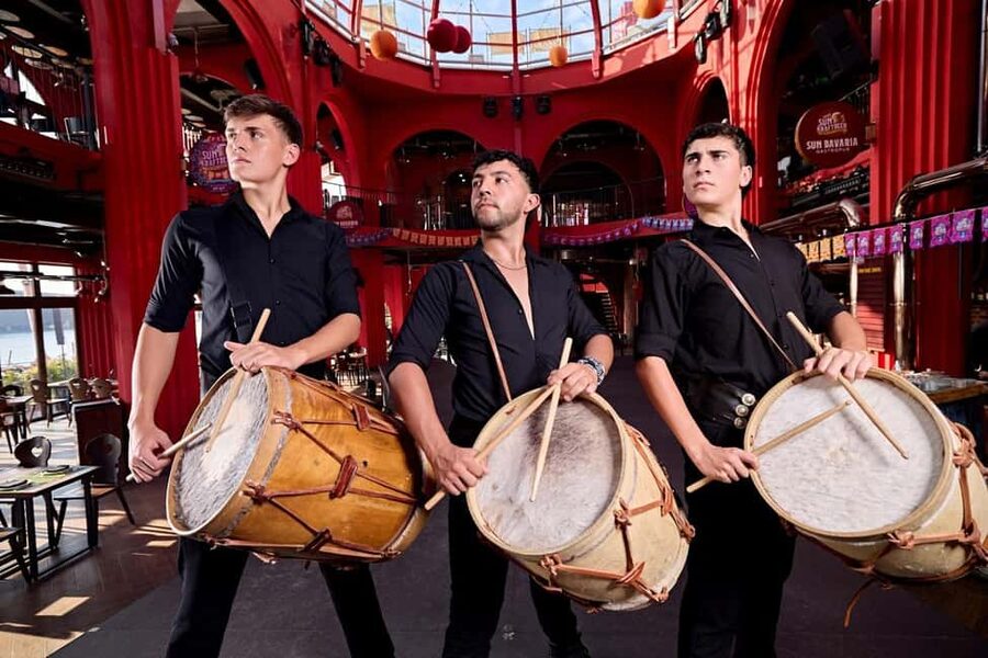 Dinner with Symphony Show And Firework Of Kiss Of The Sea - Practical timing and booking advice