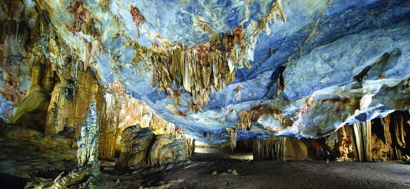 Dong Hoi/Phong Nha: Paradise Cave - Phong Nha Cave Tour - Phong Nha Cave by dragon boat