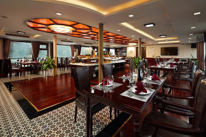 Dora Cruise - Luxury 5 Star Cruise in Halong Bay & Lan Ha Bay (2D1N) - Morning Tai Chi and the return through Halong Bay