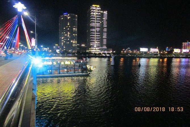 Dragon Cruise by Romantic Yatch: Tasty Beer/Flower/Cake & Dance - Boarding at Bạch Đằng
