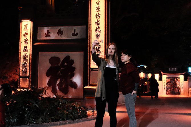 Drinks & Bites in Hanoi Private Tour - Hidden corners near Ngoc Son Temple
