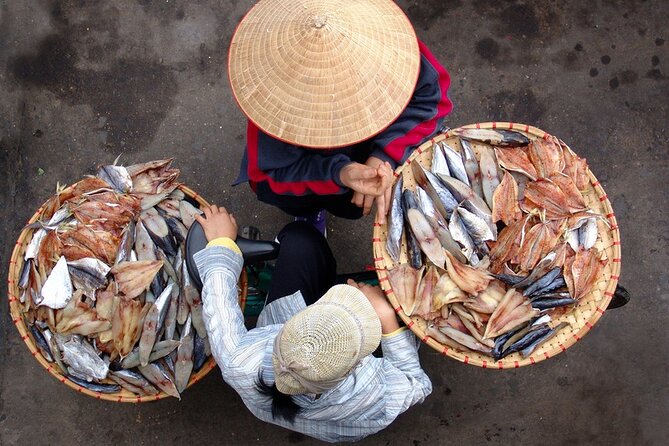 Eat Like a Local: Hanoi Street Food Adventure - Banh mi, fruit, and the first tastes