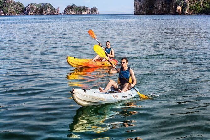 Emeraude Cruise 2 days 1 night Ha Long Bay Tour - Why one night on Ha Long Bay is worth your time