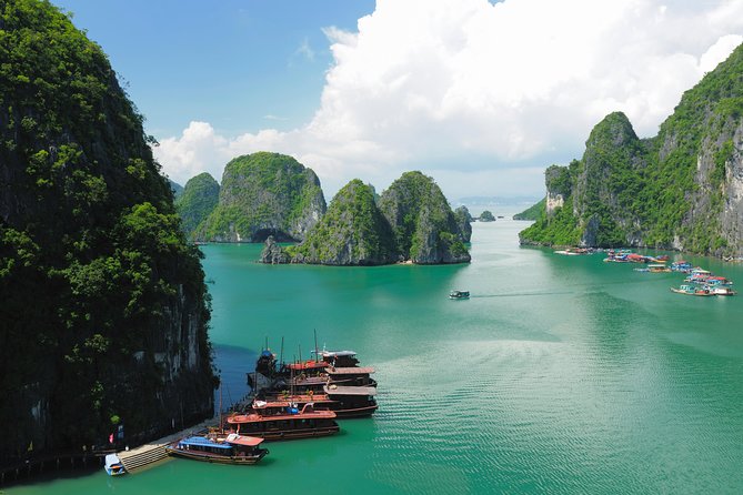 Excursion to Ha Long Bay with Titop Island and kayaking in Luon Cave - Riding the bus from Hanoi to Tuan Chau Port