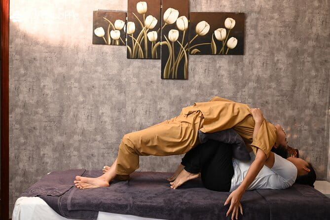 Experience Asian Style Full Body Massage Therapy - What the 90-minute session may feel like