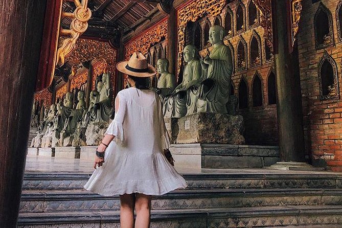 Exploring Bai Dinh Pagoda -Trang An -Mua Cave with Buffet Lunch 1 Day From Hanoi - Trang An by boat, through four cave passages
