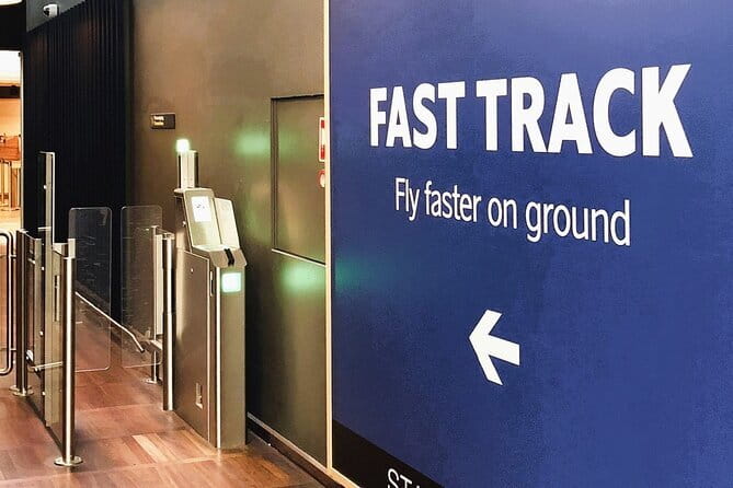 Fast Track VIP Service Noi Bai Airport (Hanoi - Vietnam) - What the $40.60 service actually does