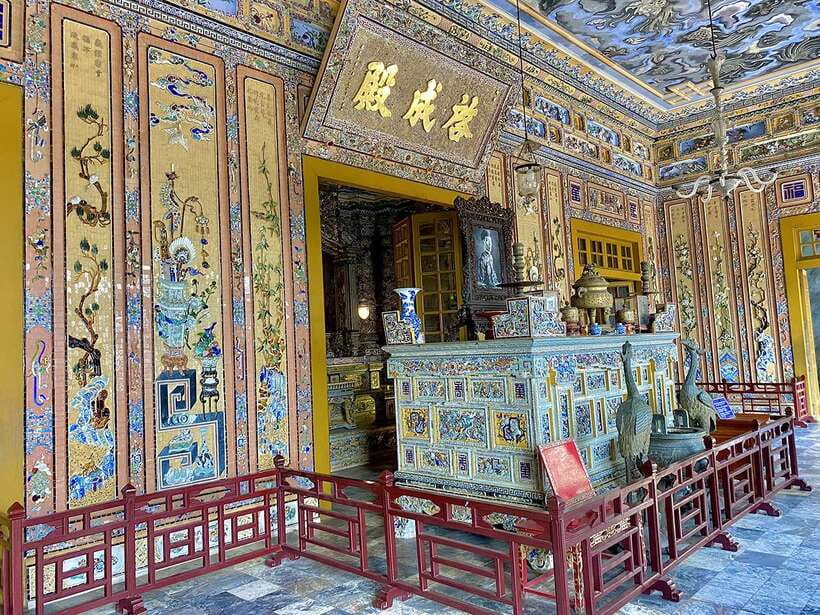 From Da Nang/Hoian/Hue: Hue Imperial City Full-Day Tour - Guides, pace, and group comfort