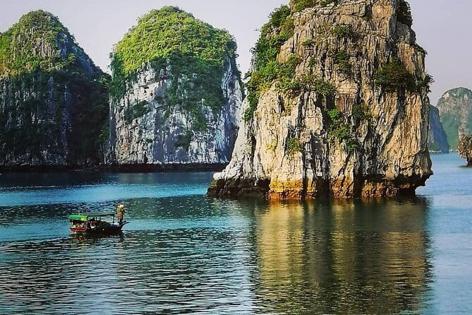From Hanoi: 1-Day Halong 5-Star Cruises with Big & Small Groups - Ti Top Island for swimming or the bay view