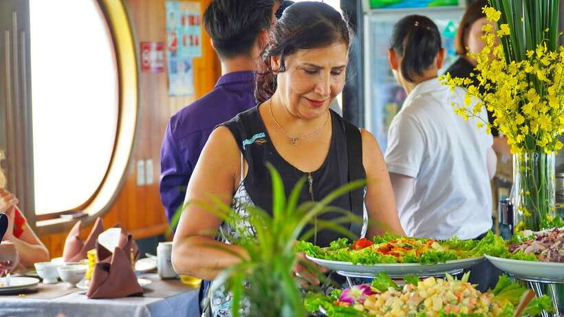 From Hanoi: 1 -Day Halong Bay Cruise With Big & Small Groups - Who should book this day cruise