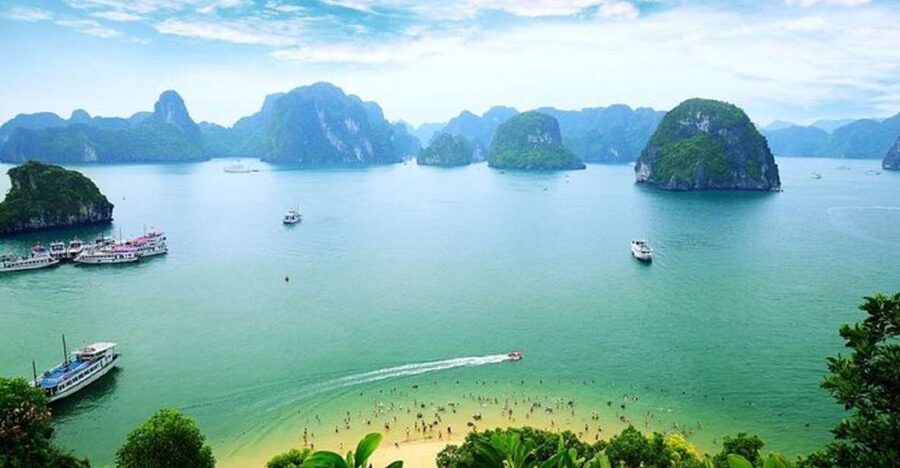 From Hanoi: 2-Day Ha Long Bay Tour with Ninh Binh and Cruise - Sung Sot Cave and the shape of Ha Long Bay