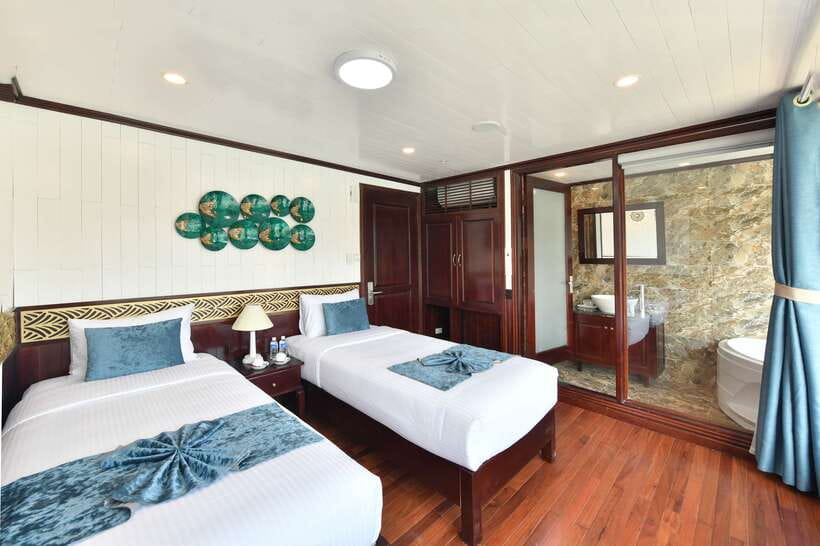 From Hanoi: 2-Day Halong Sapphire Cruise with Balcony Cabin - Tai Chi at 5:45 a.m., then coffee with a view
