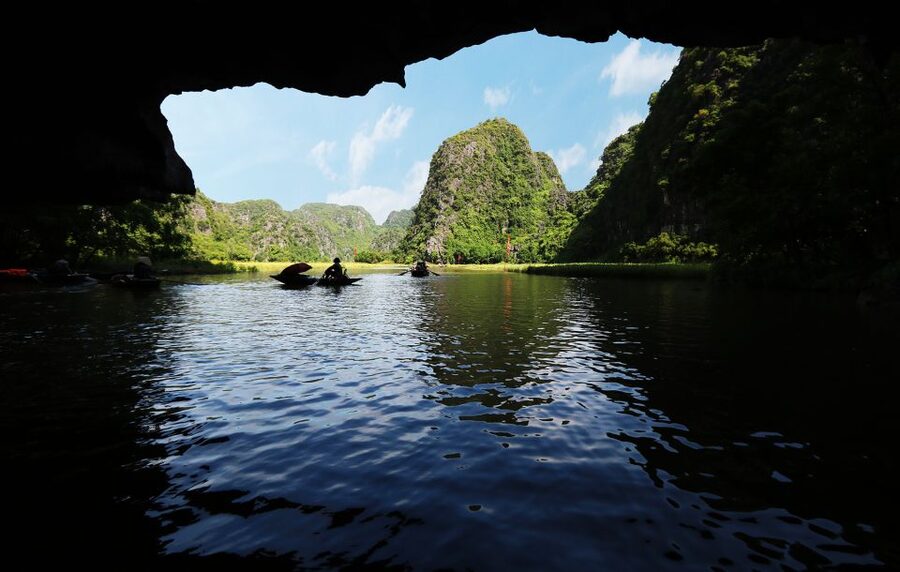 From Hanoi: 2-Day Ninh Binh Tour with Accommodation & Meals - Why two days work better than a rushed day trip