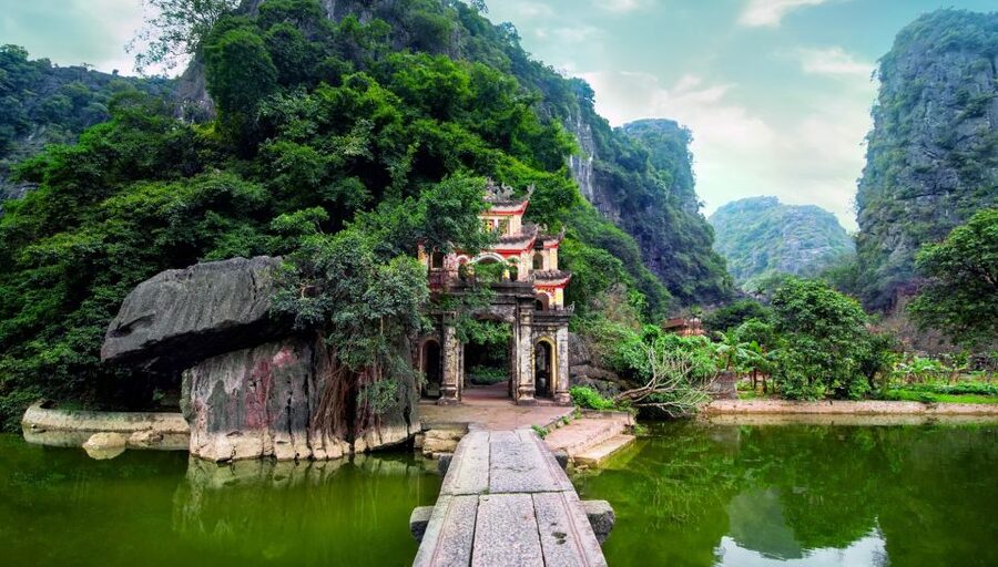From Hanoi: 2-Day Ninh Binh Tour with Accommodation & Meals - Overnight in Tam Coc or Trang An