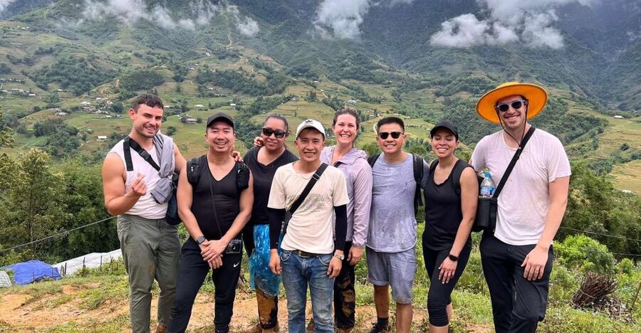 From Hanoi: 2-Day Overnight Sapa Tour by Limousine - The long road from Hanoi to Sapa