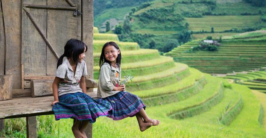 From Hanoi: 2-Day Sapa Cultural Exchange Tour with Homestay - Why Muong Hoa Valley works best as a two-day trip