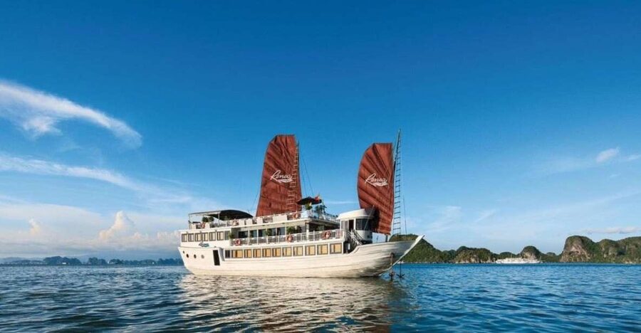 From Hanoi: 3-Day and 2-Night Cruise Stay at Bai Tu Long Bay - Leaving Hanoi for the limestone islands