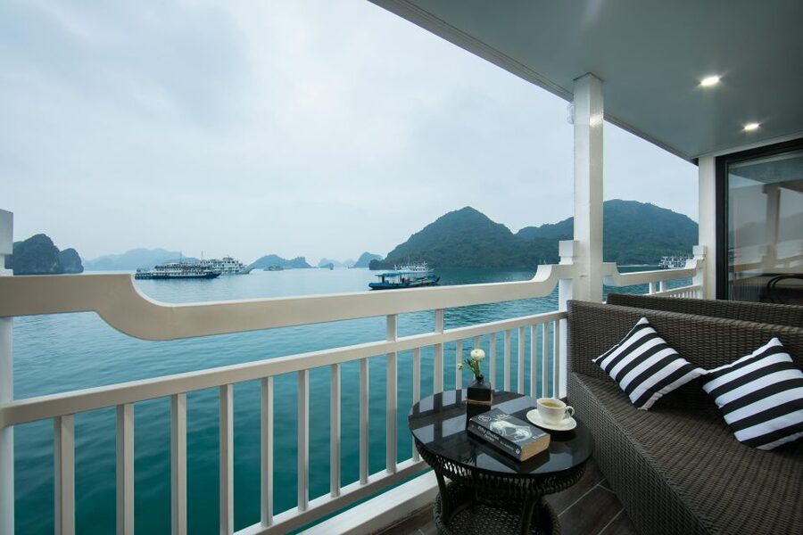 From Hanoi: 3-Day Luxury Tour Ninh Binh & Ha Long Bay Cruise - Day 2: From Ninh Binh to a night on Lan Ha Bay