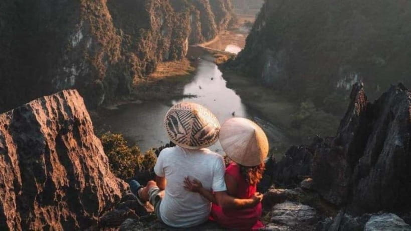 From Hanoi : 4-day Ninh Binh-Halong Bay Cruise with Balcony - Day 2: Your own pace in Ninh Binh